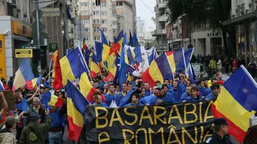 Marş pentru unirea României cu Republica Moldova, în București: Peste 3.000 de oameni au participat la eveniment (VIDEO)
