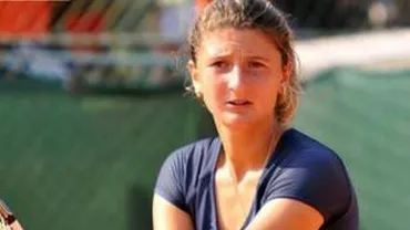 Irina Begu a învins-o pe Safarova şi s-a calificat în finala Kremlin Cup