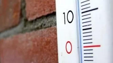 Vremea se răcește brusc de miercuri. Sunt anunțate valori de zero grade și ploi