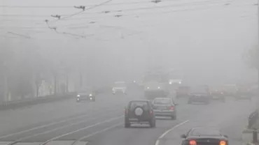Cod galben de ceață în zece județe