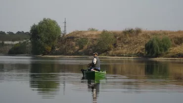 Bărbat căutat în lacul Pantelimon, după ce un prieten a anunţat că l-a aruncat de pe un pod