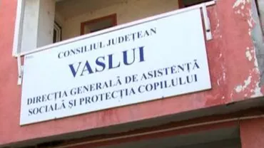 Vaslui: O fetiță aflată în plasament a fost găsită plină de sânge