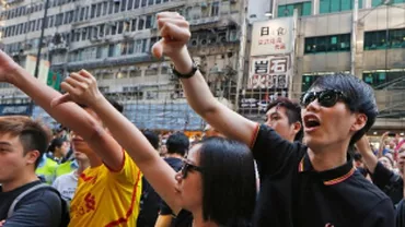 Protestele continuă la Hong Kong: Opt persoane au fost arestate