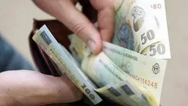 Turda: Un portofel care conţinea 8.400 de euro şi 250 de lei a fost recuperat de polițiști