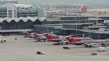 Statele Unite: Două avioane de pasageri au intrat în coliziune, la sol