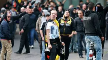 Koln: 44 de polițiști au fost răniți, în urma unor confruntări între poliție și huligani