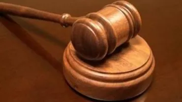 Italia: Cincisprezece români acuzaţi de activităţi mafiote, condamnaţi la închisoare între 5 și 15 ani