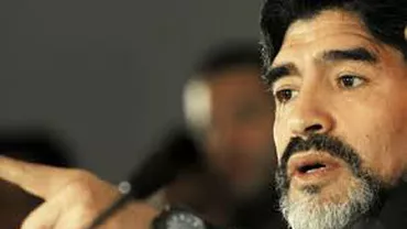 Diego Maradona, filmat în timp ce își lovește fosta logodnică (VIDEO)