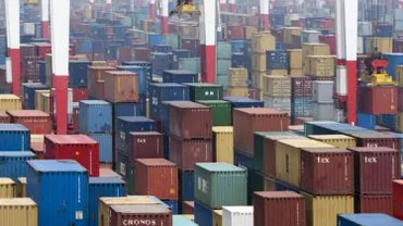 China, suspectată de analiști că își umflă artificial exporturile