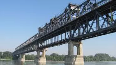 Construcția celor două noi poduri peste Dunăre va începe până în 2017