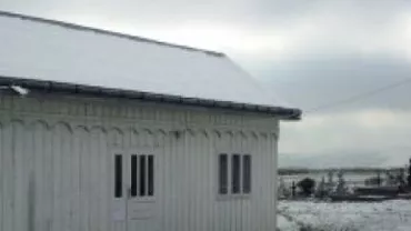 Suceava: Secții de vot, organizate în cârciumi și cimitire