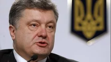 Poroşenko: Votul separatiştilor este o "farsă desfăşurată sub ameninţarea tancurilor"