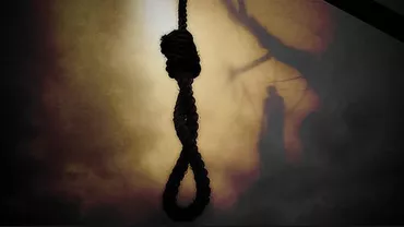 Vaslui: O fată de 13 ani s-a spânzurat după ce s-a certat cu mama din cauza iubitului ei