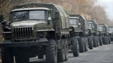 AFP: Convoaie de armament greu se îndreaptă spre Donețk