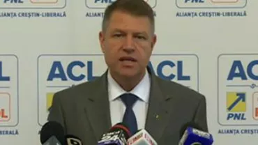 Klaus Iohannis cântă în direct imnul României (VIDEO)