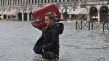 Inundaţii şi alunecări de teren, în nordul şi sudul Italiei