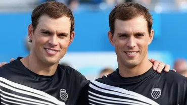 Fraţii Bob şi Mike Bryan au câştigat Turneul Campionilor la dublu