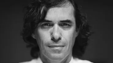 Mircea Cărtărescu a fost primul care a invocat varianta “Iohannis preşedinte”, într-un editorial din 2009