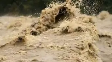 Cod galben de inundații, joi și vineri, pentru râuri din cinci județe (FOTO)