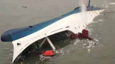 Zece ani de închisoare pentru directorul companiei ce deținea feribotul scufundat în largul coastelor sud-coreene