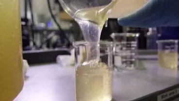O companie americană a inventat un gel ce poate opri hemoragiile în 15 secunde