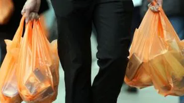 UE se angajează ca până în 2025 să reducă drastic utilizarea pungilor de plastic