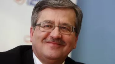 Bronislaw Komorovski l-a felicitat pe Klaus Iohannis și l-a invitat să facă o vizită în Polonia