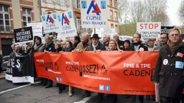 Protest al directorilor de companii din Franța, față de o serie de măsuri economice ale Guvernului