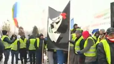Protest la Parlament: Reprezentanți ai Autorității Service-urilor Auto Independente, nemulțumiți de scumpirea RCA