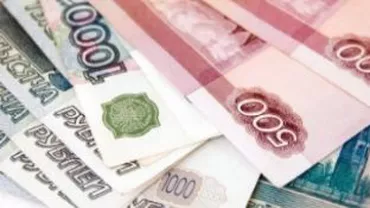 Rusia ar putea reintra în recesiune în 2015, din cauza reducerii preţului petrolului, deprecierii rublei şi sancţiunillor occidentale