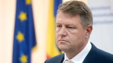 Despre punctualitatea lui Iohannis: “Îşi programa audienţele la ore ciudate. Spre exemplu, 11:46!”