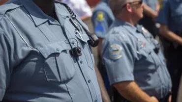 New York: Şaizeci de poliţişti vor fi echipaţi cu minicamere de luat vederi