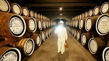 Un whisky japonez, desemnat pentru prima oară cel mai bun din lume: Yamazaki a depășit spectaculos whisky-ul scoțian