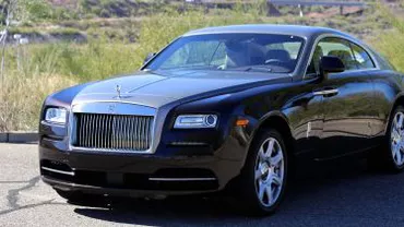 Rolls-Royce, printre brandurile care nu au vândut nicio mașină în 2014