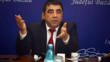 Mandatele de arestare pentru fostul prefect de Buzău, Paul Beganu, și alte două persoane, prelungite cu încă 30 de zile