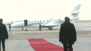 Avionul președintelui Traian Băsescu, forțat să aterizeze la Sibiu