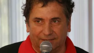 Regizorul Cornel Diaconu a murit la vârsta de 65 ani. Filmul "Cenaclul Flacăra", difuzat de B1 TV vineri, ora 21:30