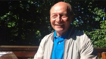 Traian Băsescu petrece Crăciunul alături de familie, la Băile Olănești