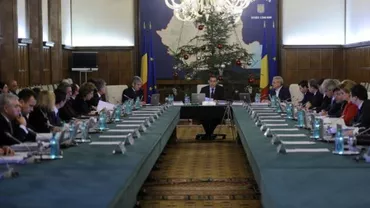 Guvernul a modificat Legea Educației: Doctorii pot renunța la titlul obținut fără să invoce un motiv