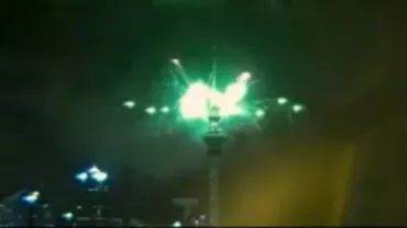Locuitorii din Noua Zeelandă au intrat în 2015. Un spectaculos foc de artificii a luminat capitala Auckland (VIDEO)