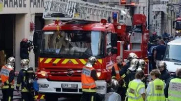 Explozie în fața unui restaurant din Franța, situat lângă o moschee