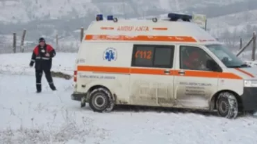 Mehedinți: O femeie moartă din cauza frigului a fost găsită sub dărâmăturile casei sale ce a fost distrusă într-un incendiu