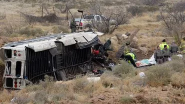 SUA: Cel puţin zece morţi, după ce un autobuz cu deţinuţi a fost lovit de un tren