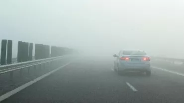 Cod galben de ceață pentru mai multe județe, inclusiv autostrăzile A1, A2 și A3