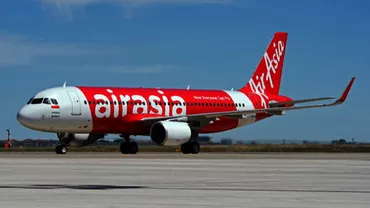 Avionul AirAsia: Scafandrii au găsit lângă epavă cinci cadavre ale pasagerilor cu centurile de siguranţă puse