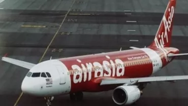 Șase cadavre au fost recuperate din fuselajul avionului Air Asia, prăbuşit în Marea Java