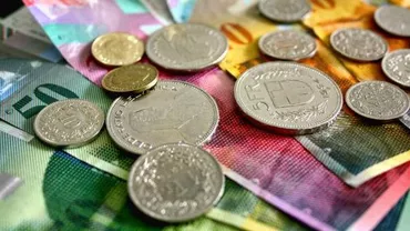 Evoluţia în timp a unui credit ipotecar luat în 2007 în CHF, euro sau lei: Până la zi, cei cu franci elveţieni au plătit mai puţin
