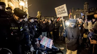 Peste 5.000 de persoane au manifestat la Budapesta, împotriva apropierii Orban - Putin