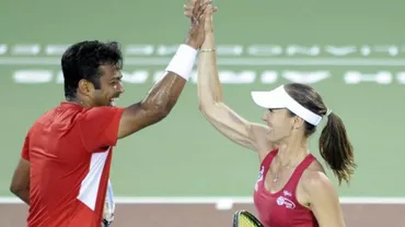 Perechea formată din Martina Hingis și Leander Paes a câștigat finala probei de dublu mixt de la Australian Open
