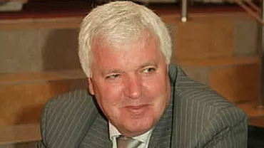 Primarul din Lupeni, Cornel Resmeriţă, reţinut de procurorii DNA în dosarul "Gala Bute"